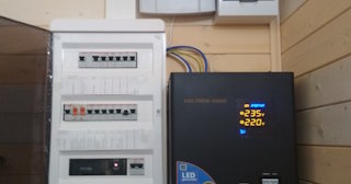 Установка и подключение стабилизаторов напряжения от 580 руб в Благовещенске - ЭлектроБгн